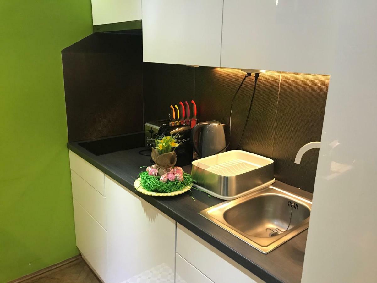 Feel Different Apartment Budapest Bagian luar foto
